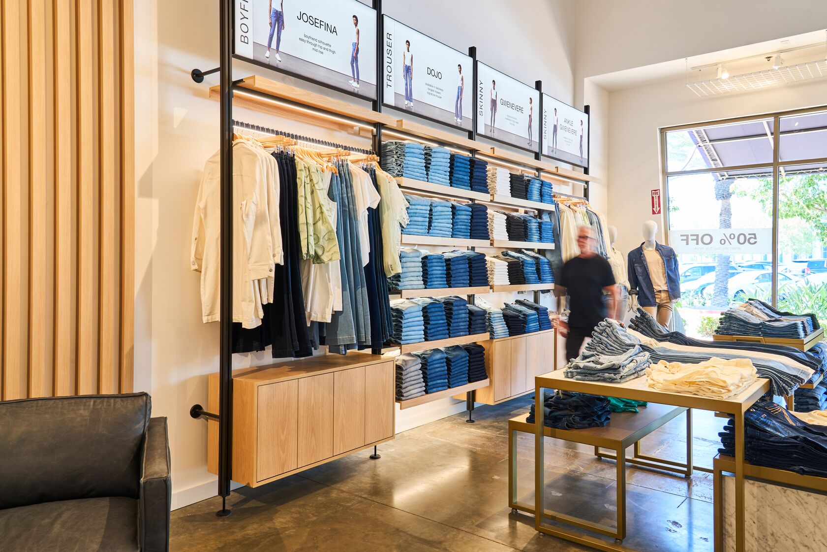 7 For All Mankind - Commerce, CA